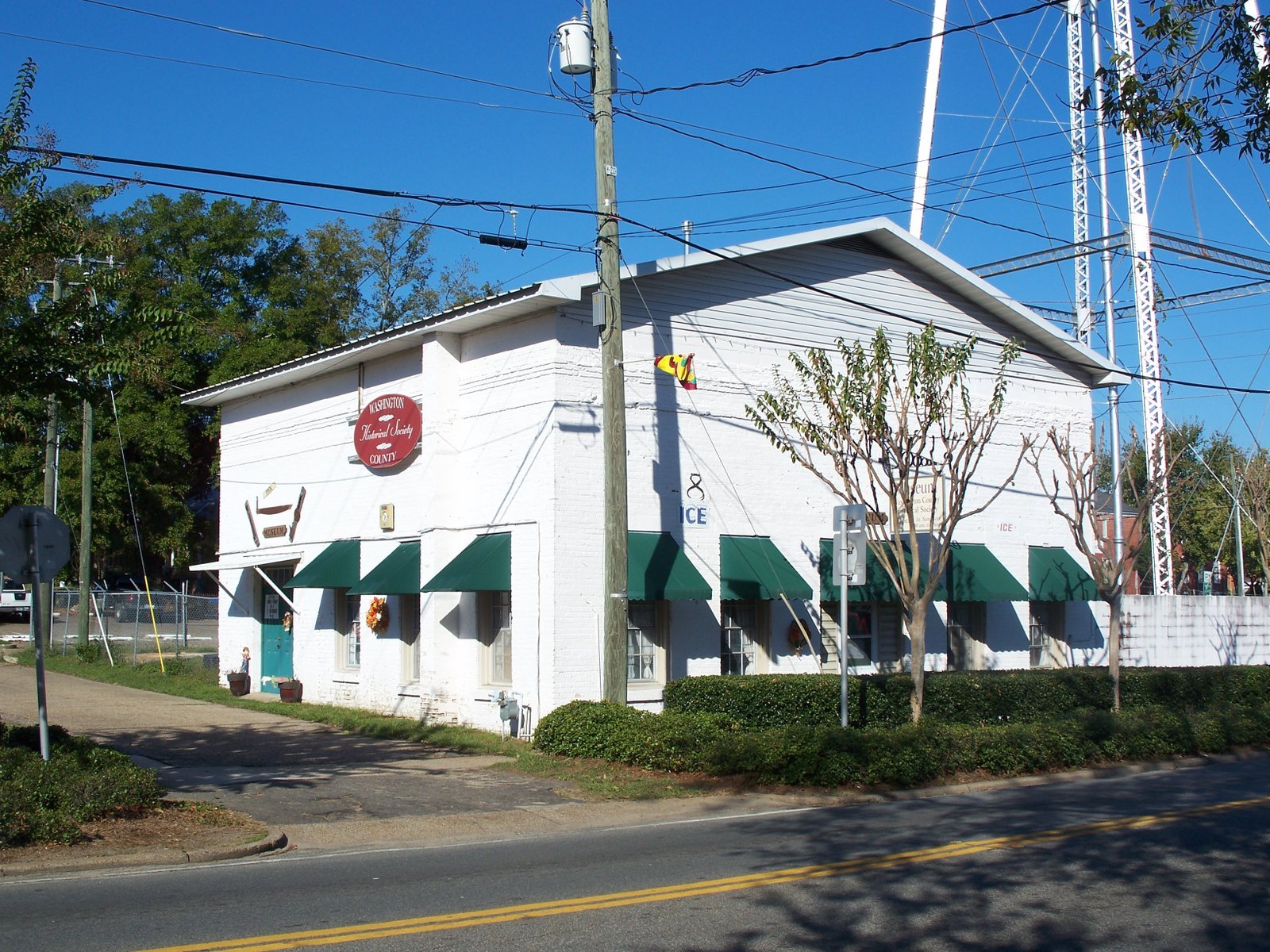 Key Factors to Consider When Investing in Chipley FL Real Estate