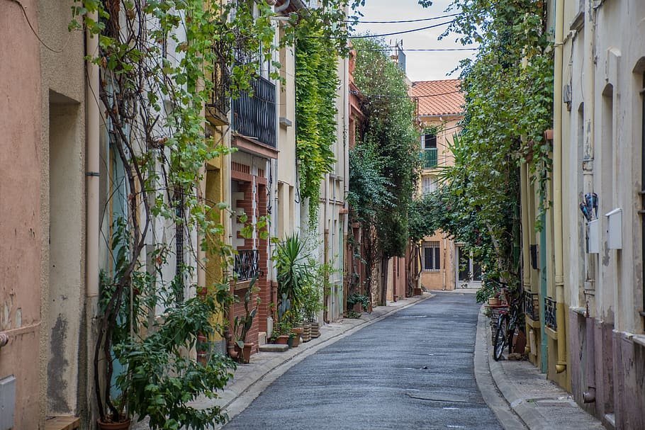 Discover the Charming Neighborhoods and Amenities in Lauderhill FL: A Haven for Homebuyers