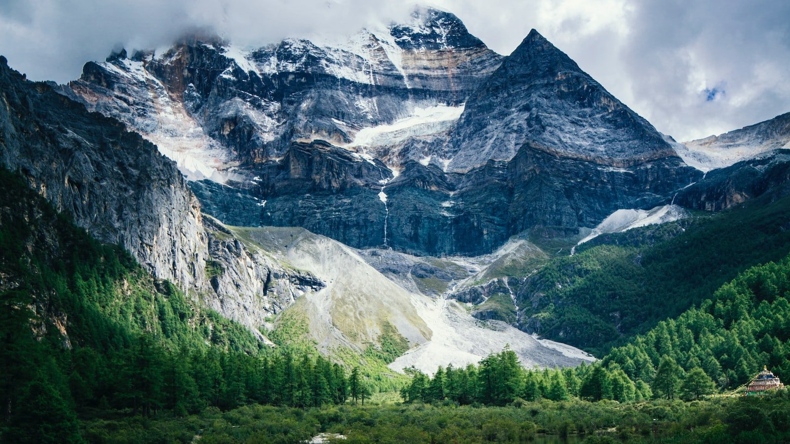 The Charm‍ of Pembroke Pines:‌ Exploring Real Estate Opportunities⁤ with Zillow