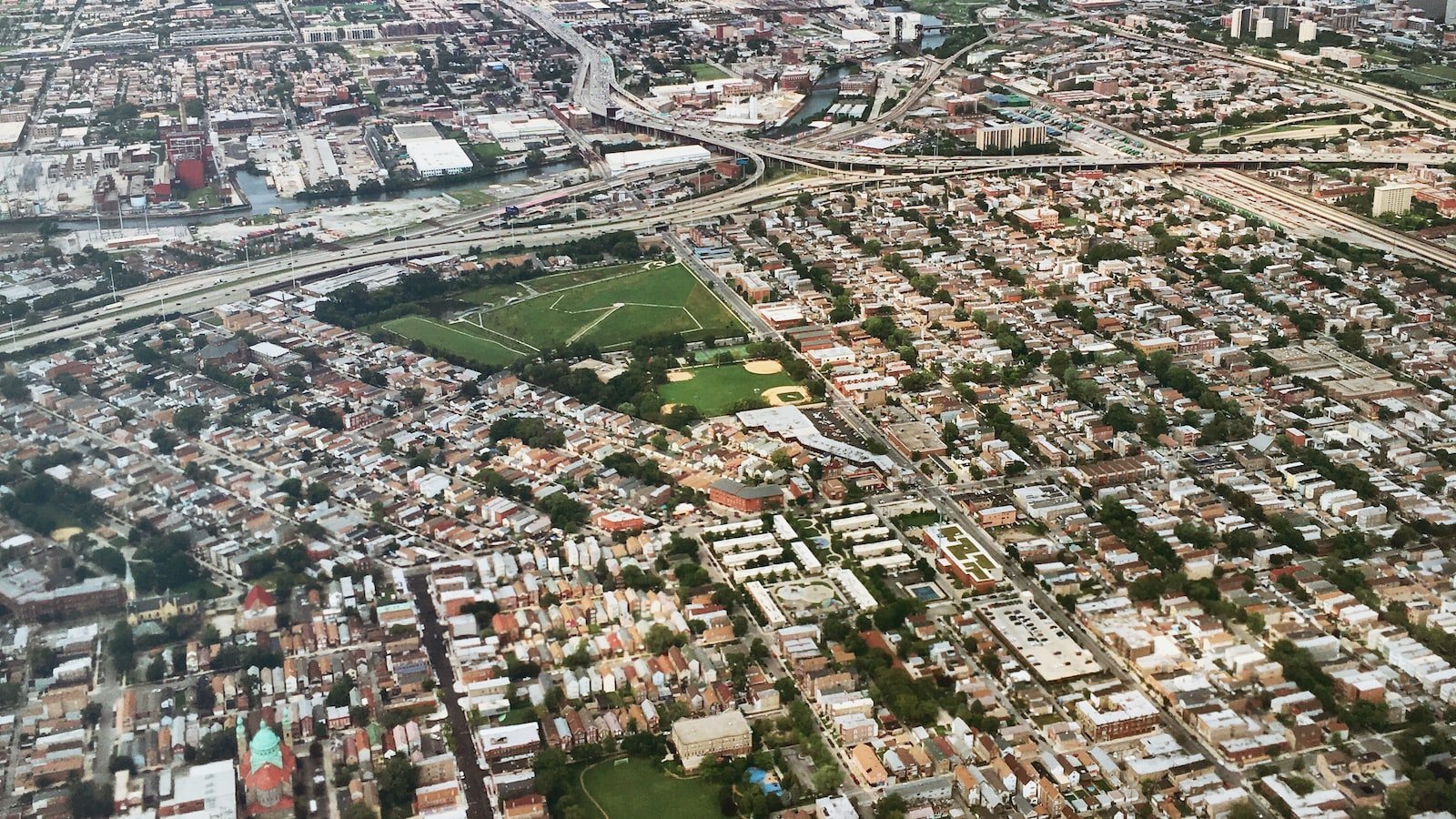Exploring the Desirable Neighborhoods of Clermont, FL
