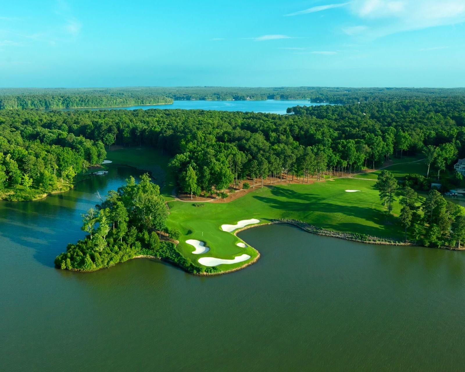 A Golfer’s Paradise: Explore ⁣Golf Communities ‌with Homes for Sale Near Tampa, FL