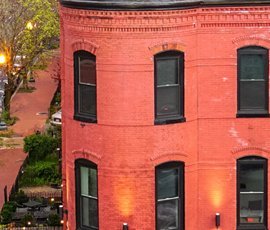 Invest Wisely: How a Reputed Realtor in Vero Beach FL Can Transform Your Experience