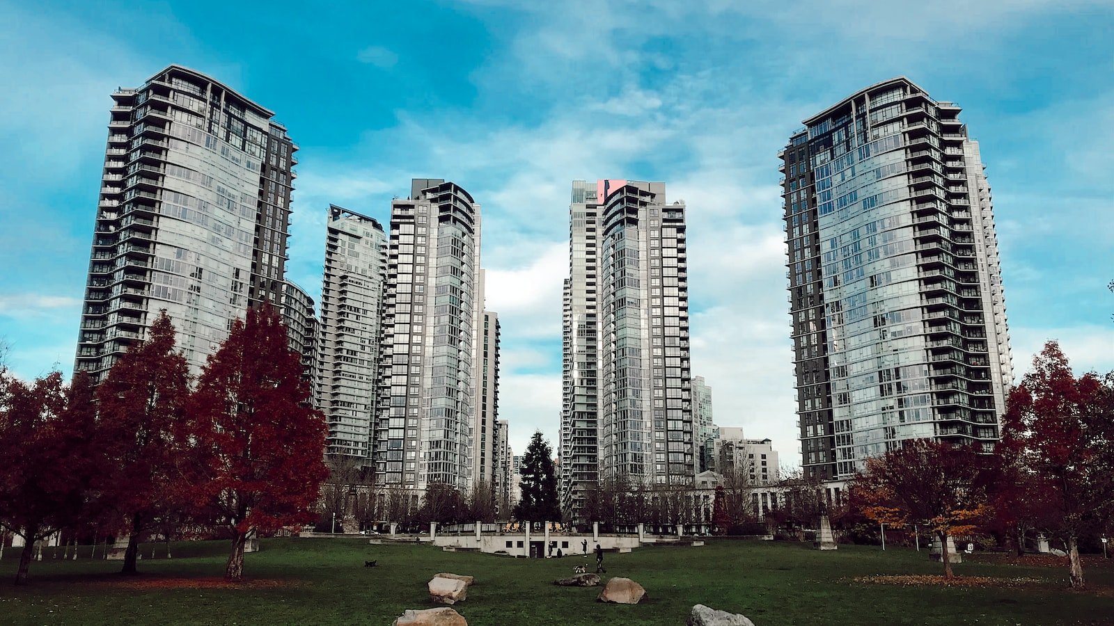 Discover Your Perfect Abode: A Guide to Buying Condos in Dania Beach FL