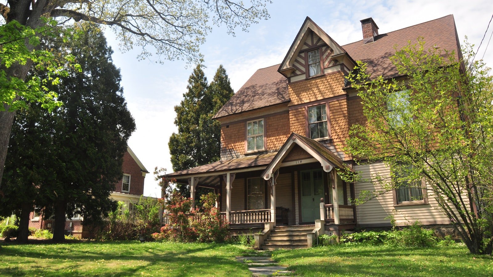 A Hidden Gem: Top Recommendations for Buying a House in Leesburg, FL