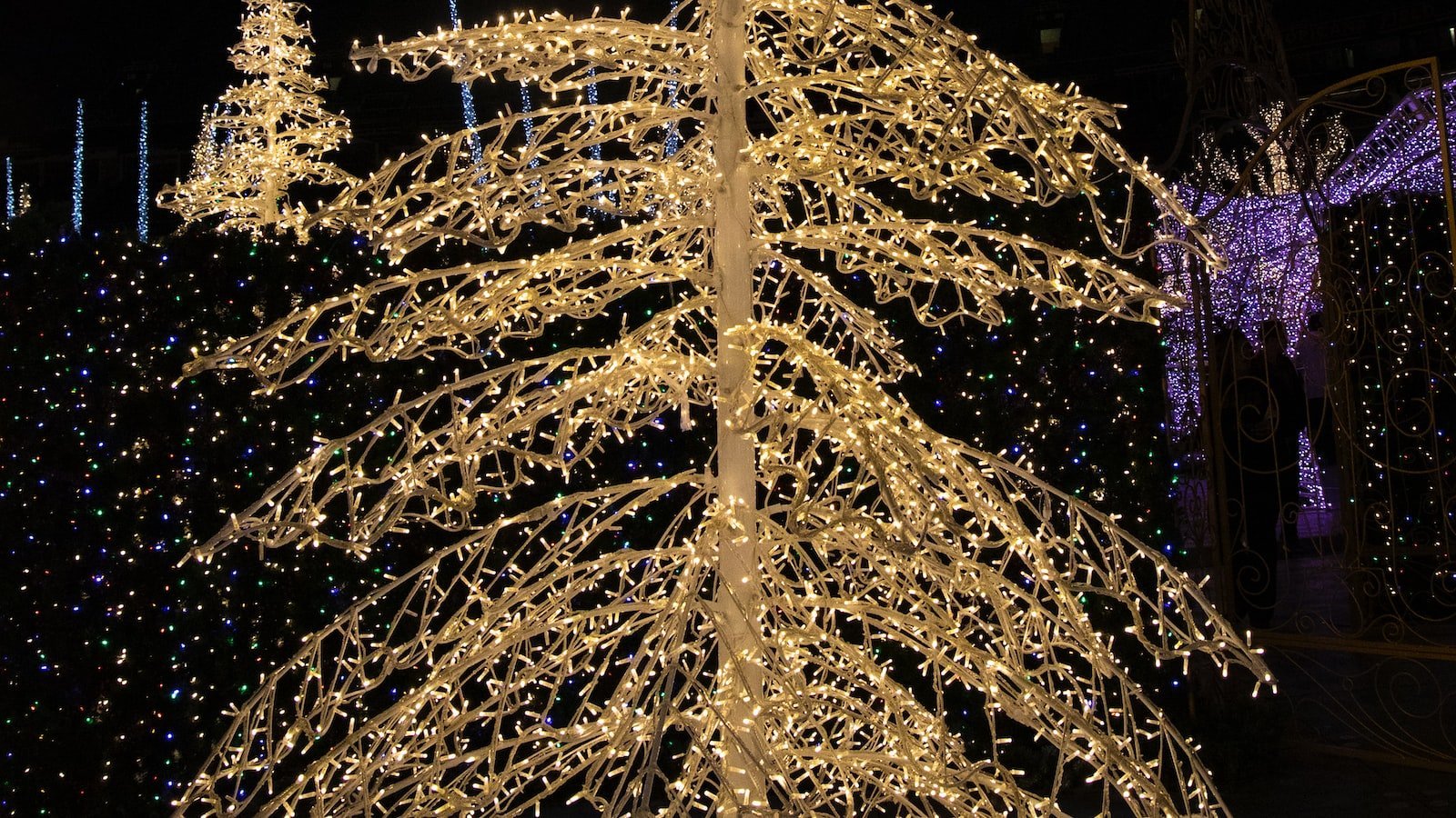 2. A⁣ Slice ⁤of‍ Paradise:⁢ Idyllic Communities with⁤ Modern Amenities Make Mount ⁣Dora ​FL's Houses for⁢ Sale Worth‌ Considering