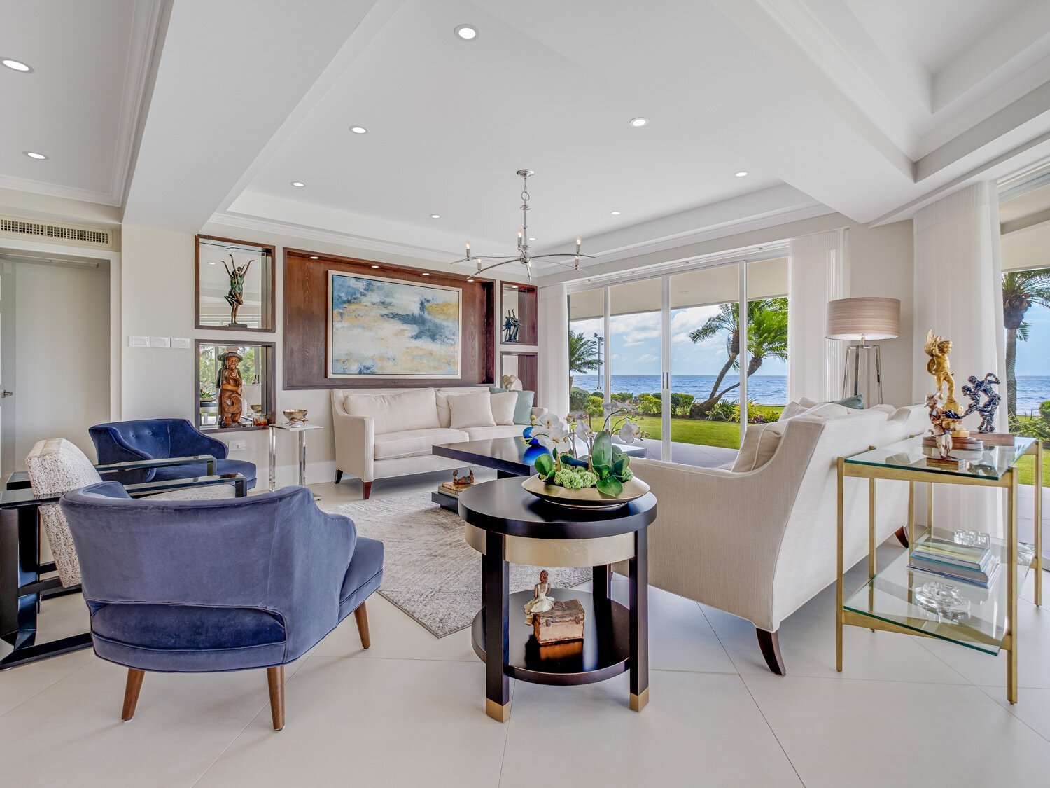 Luxury Living at Its Finest: Explore Exclusive Properties near Longboat Key, FL