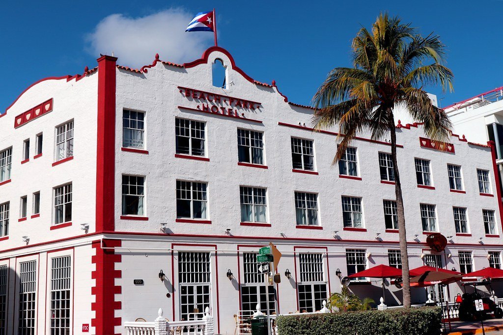 Navigating Zillow Miami‍ Beach: ‌Tips and Recommendations‍ for Home Buyers and Sellers