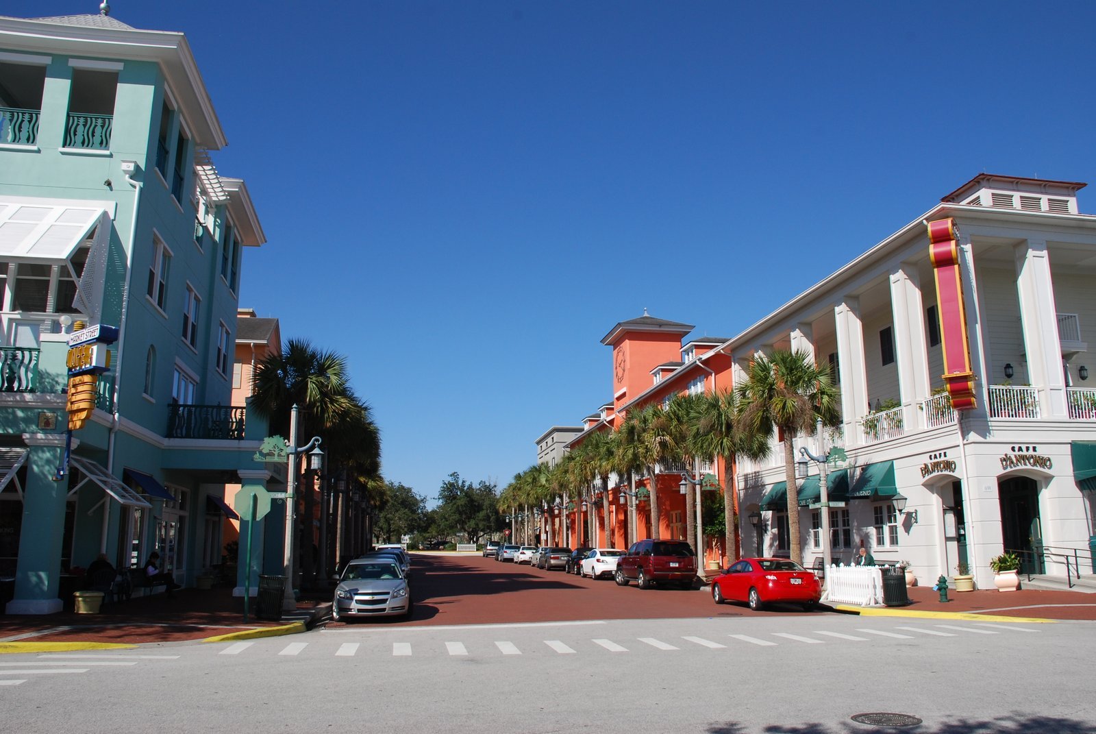 Living the Dream: Why Celebration FL is the Ultimate Real ⁣Estate Destination
