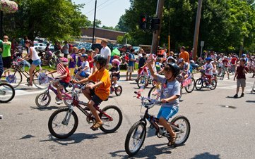 3. Explore Family-Friendly Neighborhoods: Homes for Sale in New Port Richey, FL