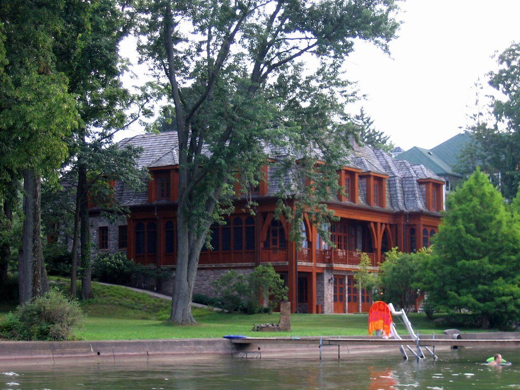 - ‍Captivating Lakefront Properties - Your Dream Homes Near Lake Alfred FL