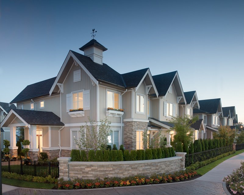 Exploring the Benefits â£of Living in a Townhome Community in âVenice FL