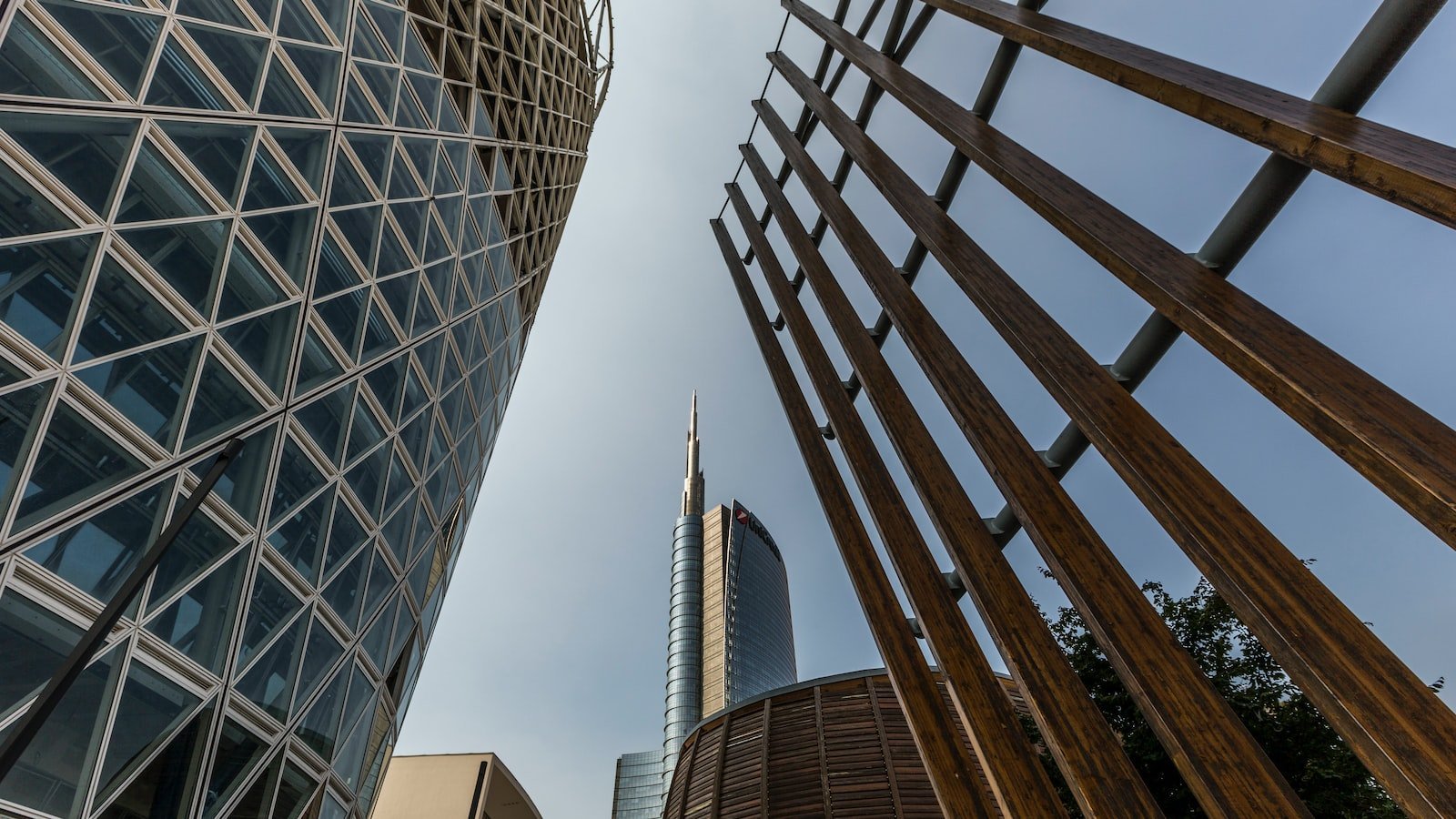 Factors to Consider when Buying a Townhome in Tamarac, FL