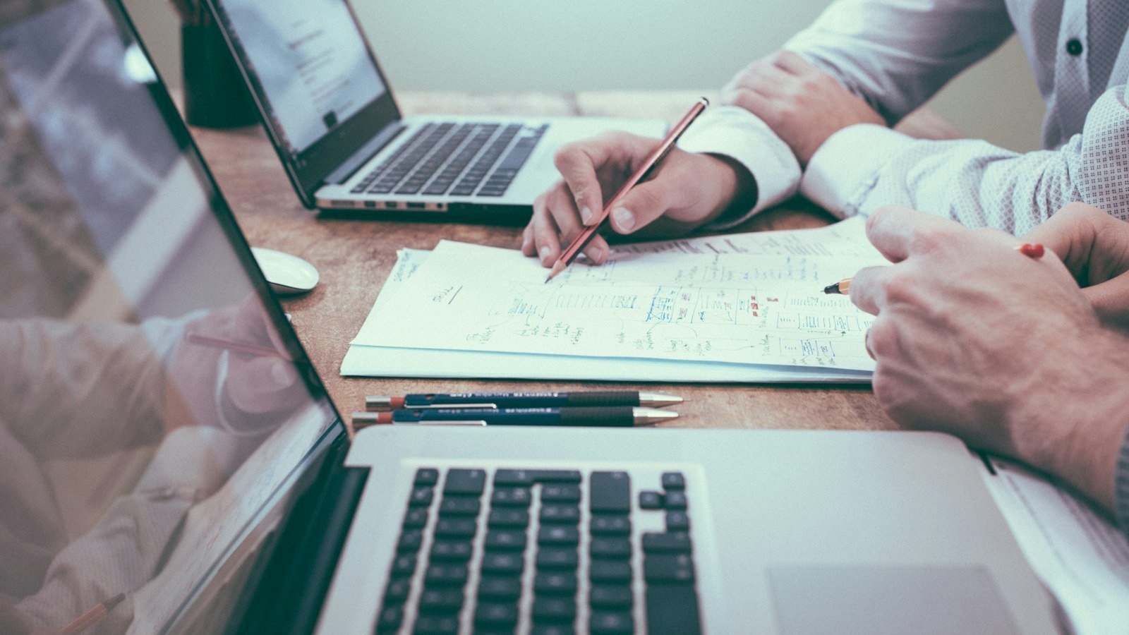 Navigating the Real Estate Market in Apopka, FL: Tips for Finding the Perfect Home