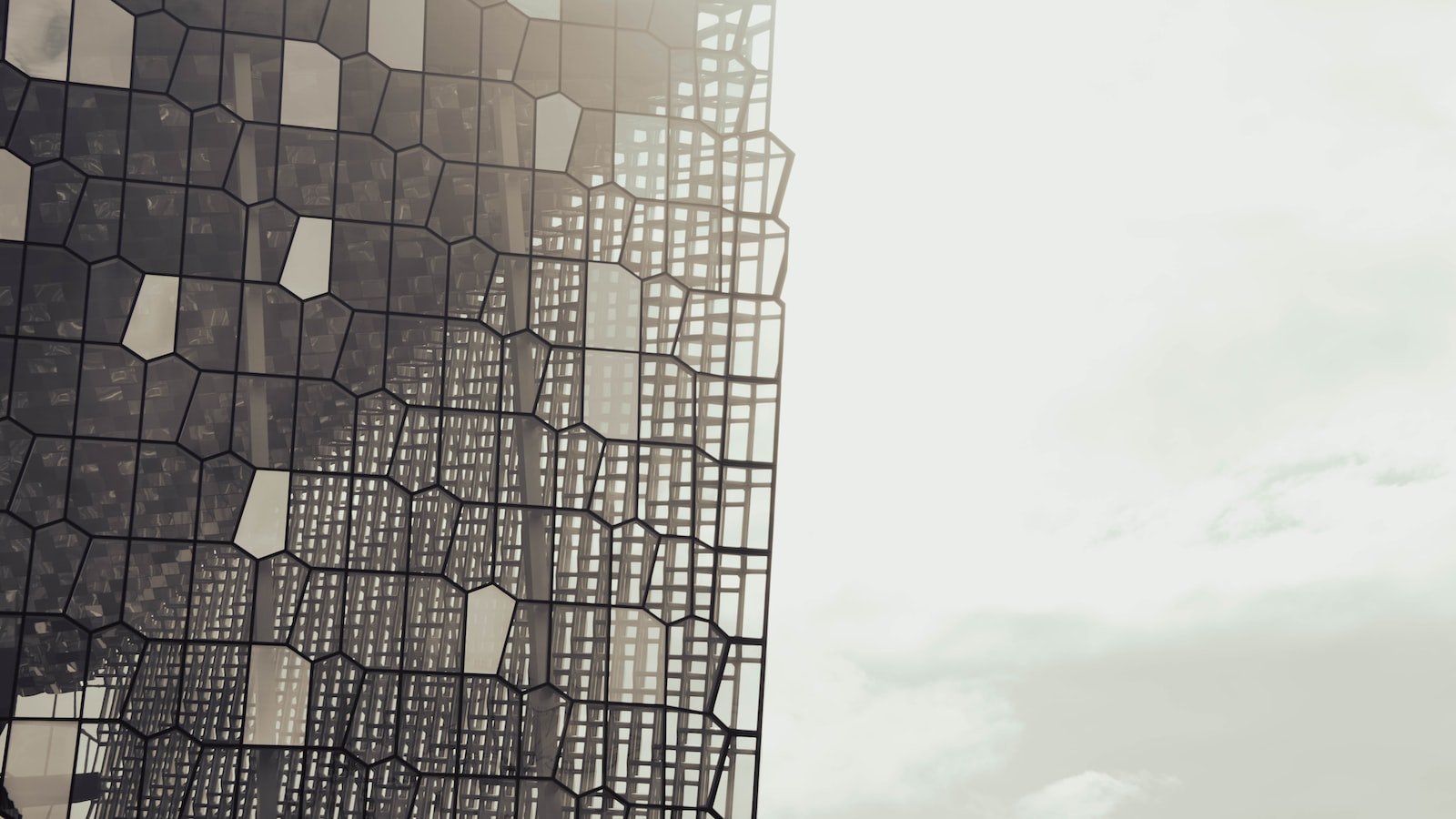 2. Tranquilâ Island Living: Unveiling â¤the âSpectacular Waterfront Homesâ for Sale in Treasure Island, FL